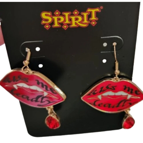 Spirit Halloween Women's Red Kiss Me Deadly Dangle Vampire teeth lips Earrings - Picture 2 of 6